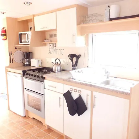 Propriete De 2 Chambres A Avec Piscine Partagee Et Jardin Clos A 5 Km De La Plage Prázdninový dům
