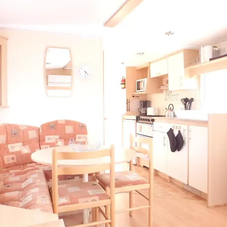 Propriete De 2 Chambres A Avec Piscine Partagee Et Jardin Clos A 5 Km De La Plage Prázdninový dům