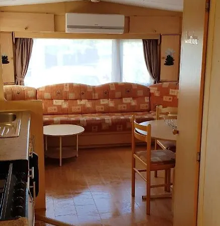 Propriete De 2 Chambres A Avec Piscine Partagee Et Jardin Clos A 5 Km De La Plage Prázdninový dům Les Mathes